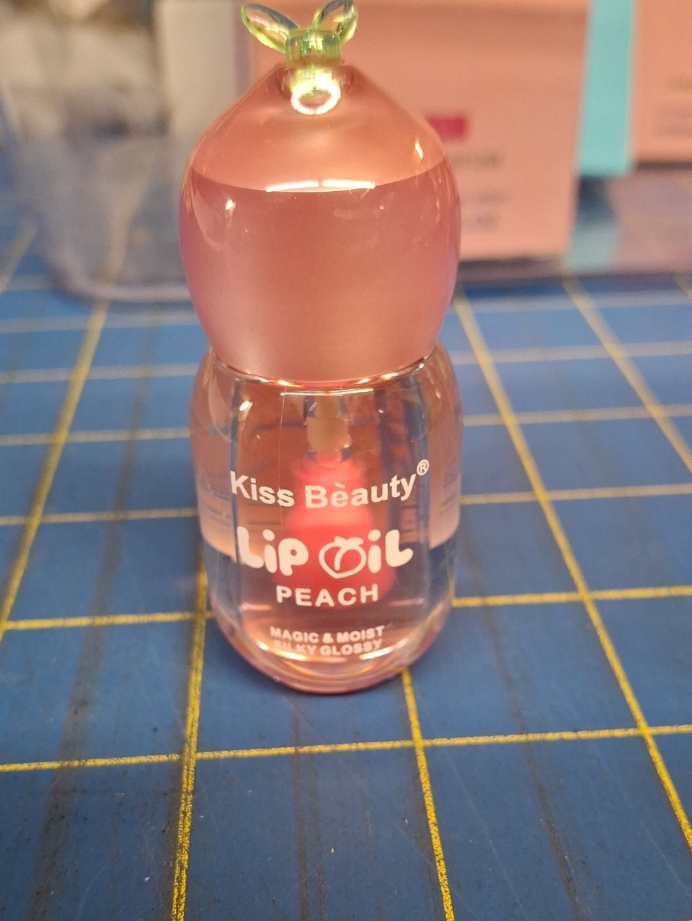 Kiss Beauty Peach Lip Oil - Magic & Moist Silky Glossy 3ml New